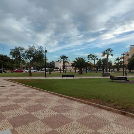 Piso Torrequebrada 滨海罗克塔斯
